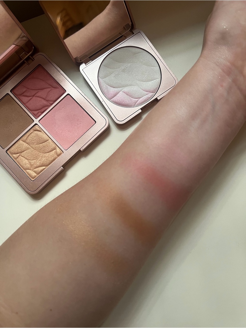 Kiko Milano Face Palette & Finishing Powder Bundle - Picture 7 of 7